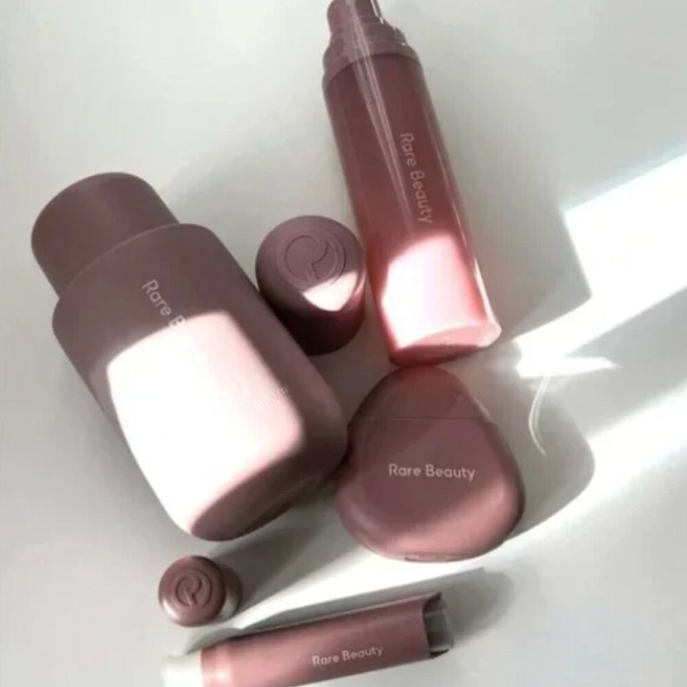 NWT Rare Beauty by Selena Gomez Find Comfort Bundle